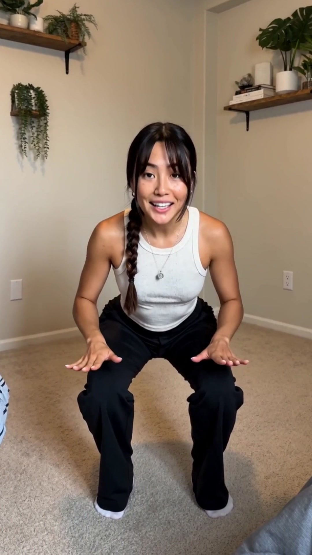 Full squat — zero dig, zero pull at the knees